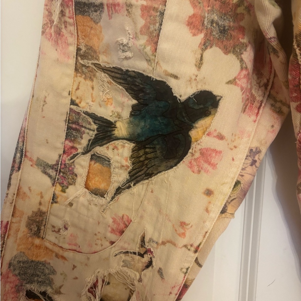 The Magnolia Pearl Miner Denim Bird & Floral Pants - Picture 2 of 5